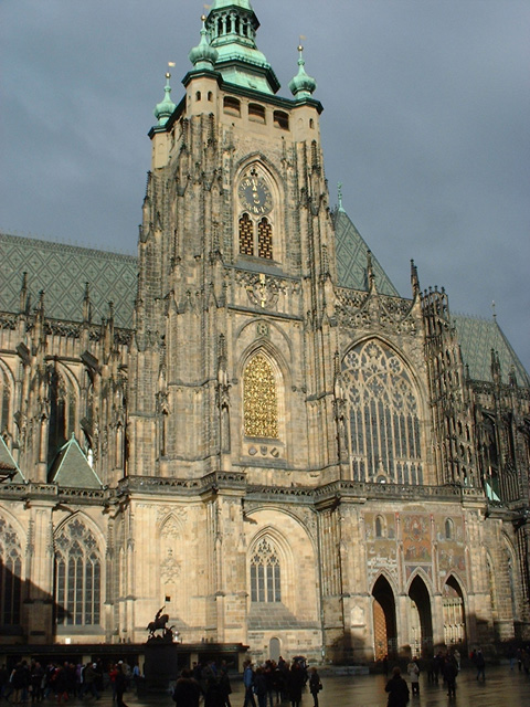 301202-burg-kirche-aussen