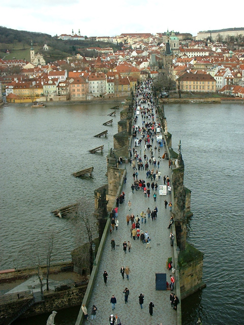 301202-prag-karlsbruecke