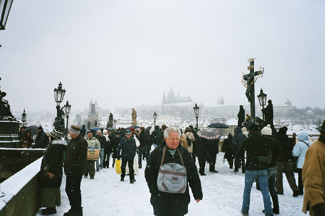 311202-prag-schneegestoeber